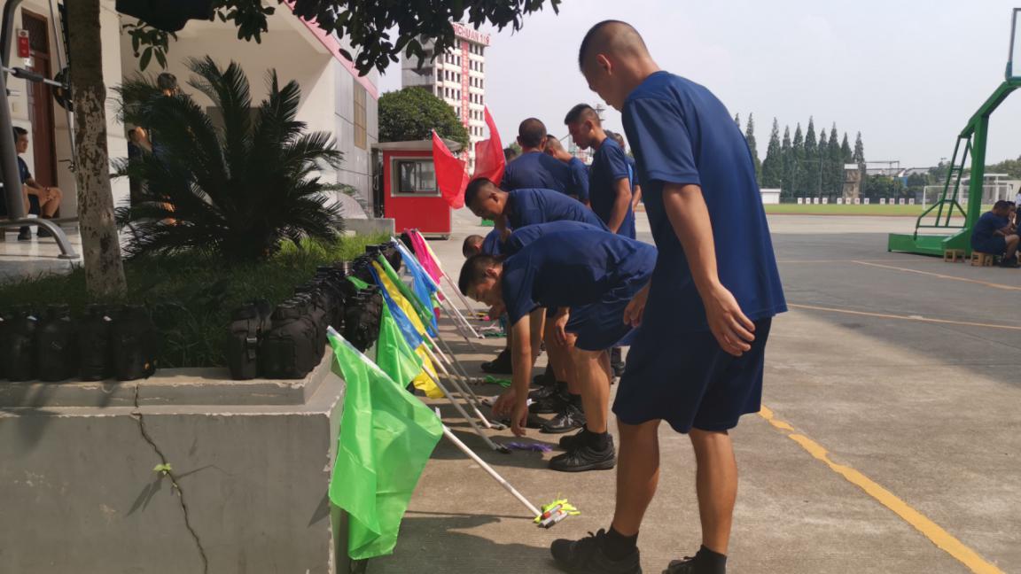 “青春正当时 最美火焰蓝”——成都支队心理服务中心走进新入职消防集训大队