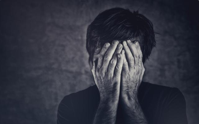 心理学家卡伦霍尼:抑郁焦虑症根源是自我欺骗以及内心