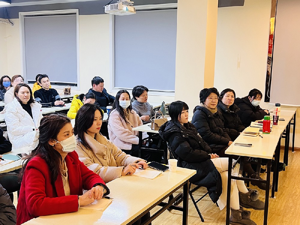 对催眠技术好奇？想靠这门技能解决实际问题？来四川盟略